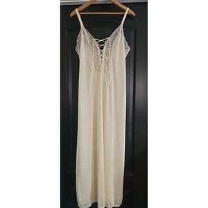 Lingerie Nylon Long Nightgown Lace Vintage Pandora by Chic Sz M USA Tie  Bust